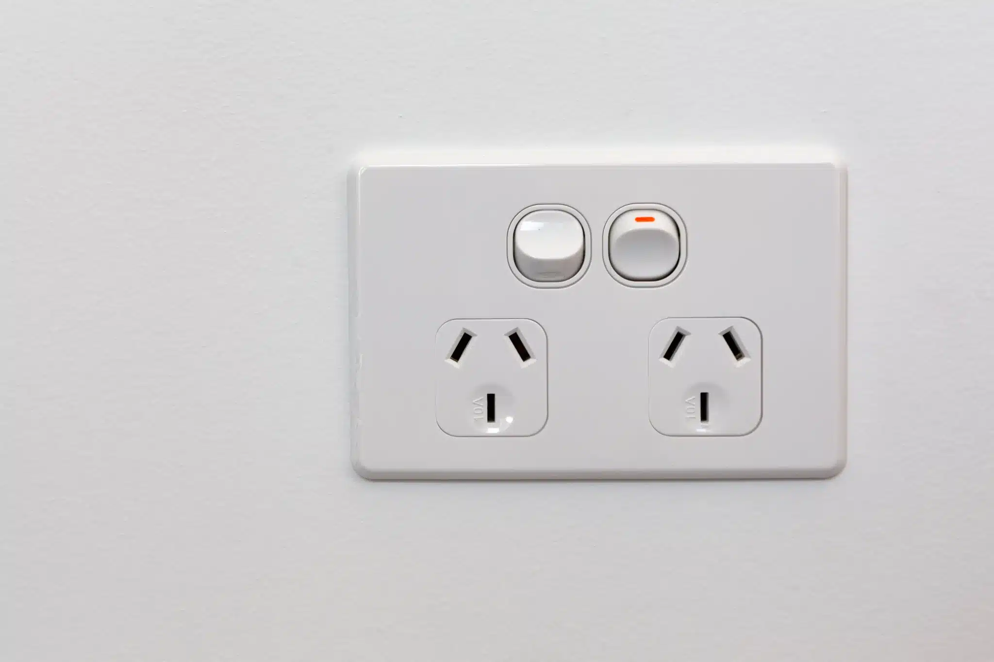 CLIPSAL ICONIC USB POWER POINT