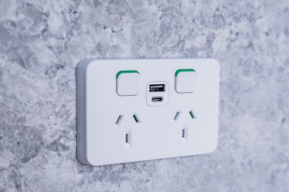 USB POWER POINT